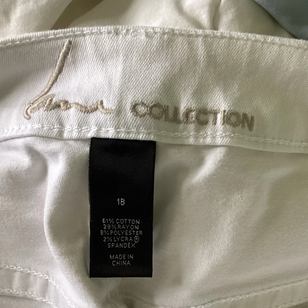 Lane Bryant Collection Slim Straight White Women’s Jeans size 18
